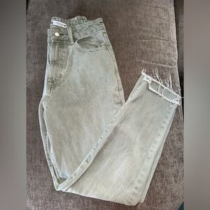 Light green Zara mom jeans
